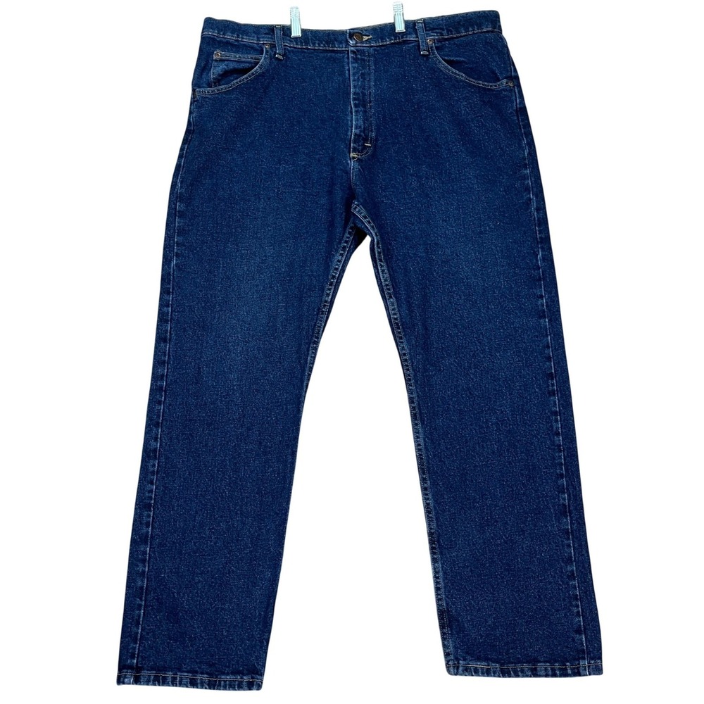 Wrangler Jeans Mens 40x30 Medium Wash Straight Leg Denim Flat Front 5 Pocket EUC